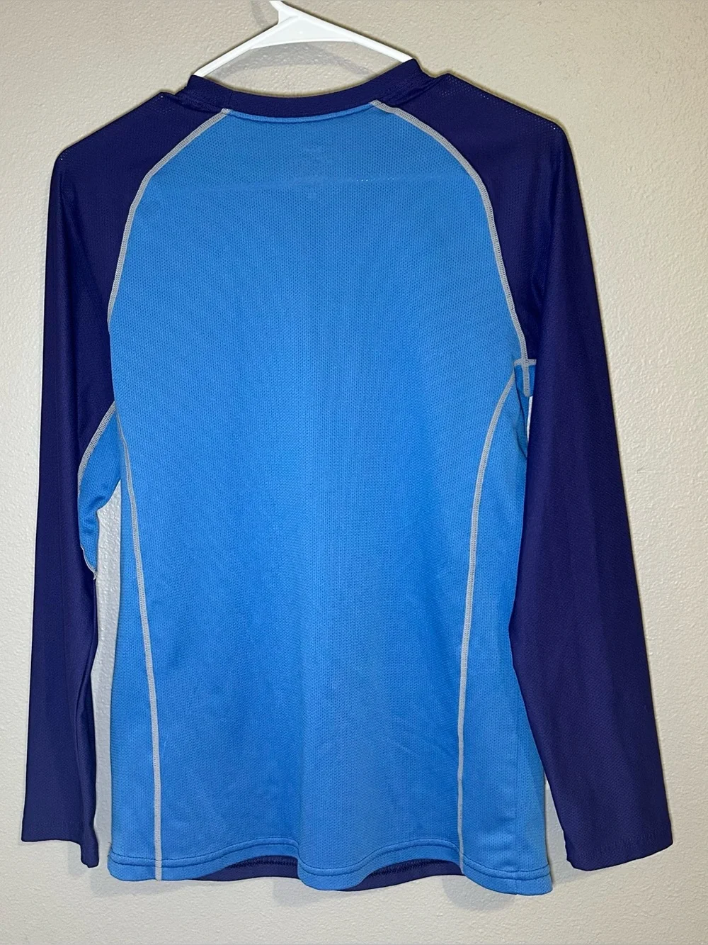 Nike Dri Fit Purple Blue Mesh Swoosh Logo Long Sleeve Training Shirt Kids Sz XL